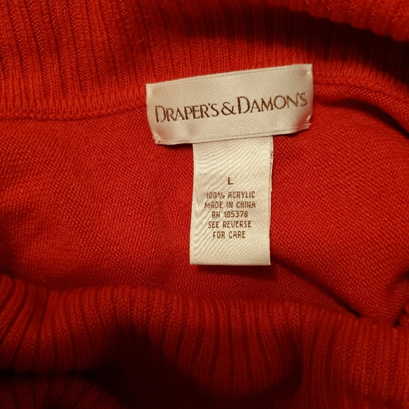 #952 Draper's Damon's sweater - Picture 3 of 4